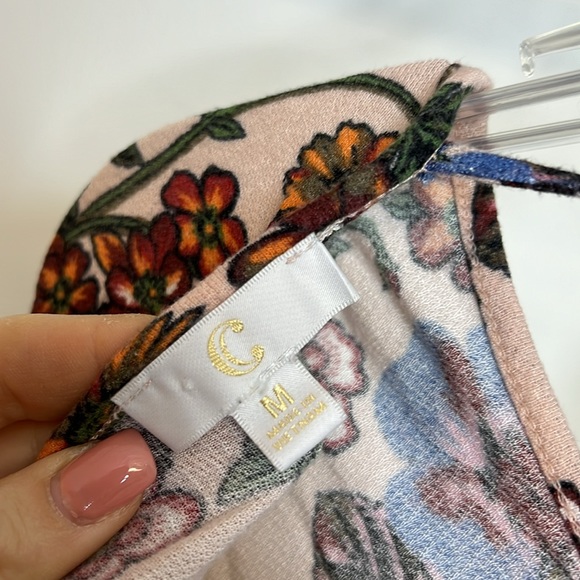 Charming Charlie Bell Sleeve Open Back Floral Peplum Top- M - Picture 4 of 5